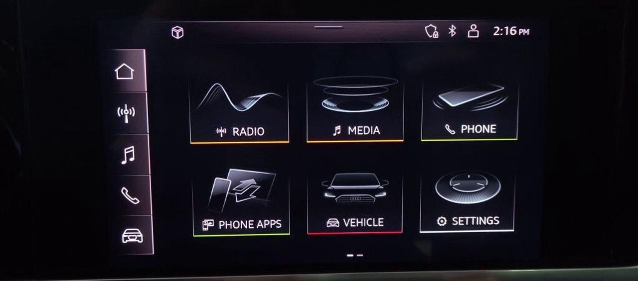 2022 Audi Q3 Komfort / quattro/Sunroof/NAVI/Carplay/Clean Carfa Photo