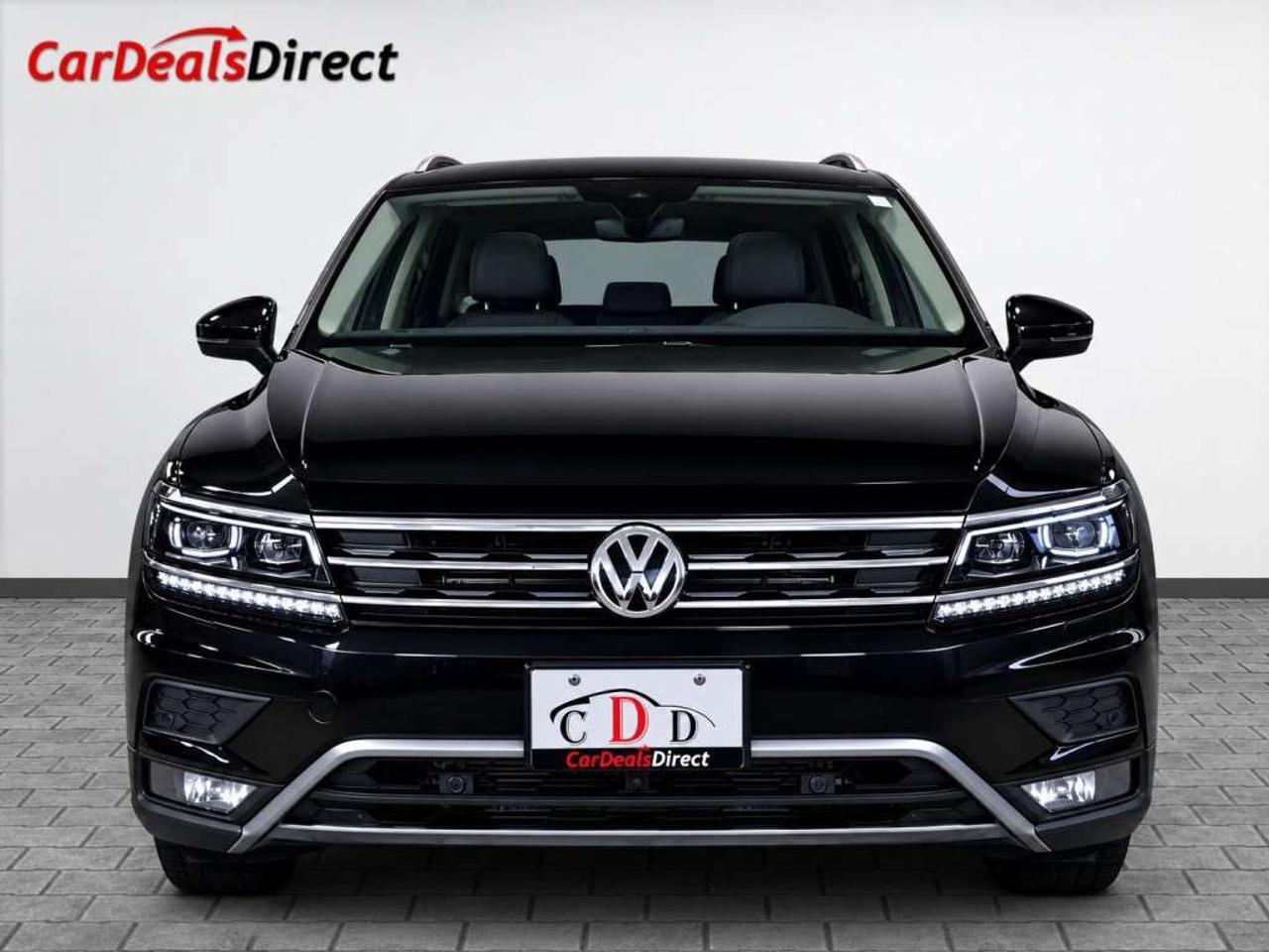 2018 Volkswagen Tiguan Highline 4MOTION/Remote Start/Leather/NAVI/Sunroof/No accidents/ Photo5