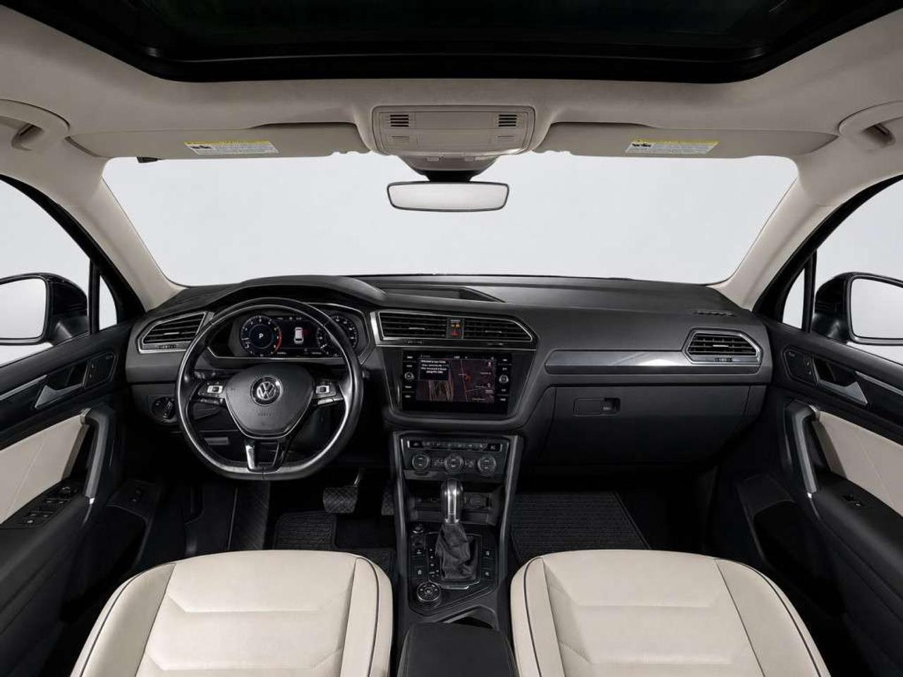 2018 Volkswagen Tiguan Highline 4MOTION/Remote Start/Leather/NAVI/Sunroof/No accidents/ Photo