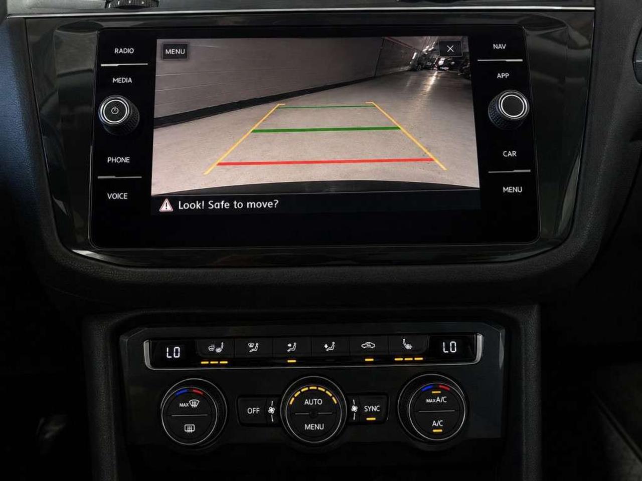 2018 Volkswagen Tiguan Highline 4MOTION/Remote Start/Leather/NAVI/Sunroof/No accidents/ Photo