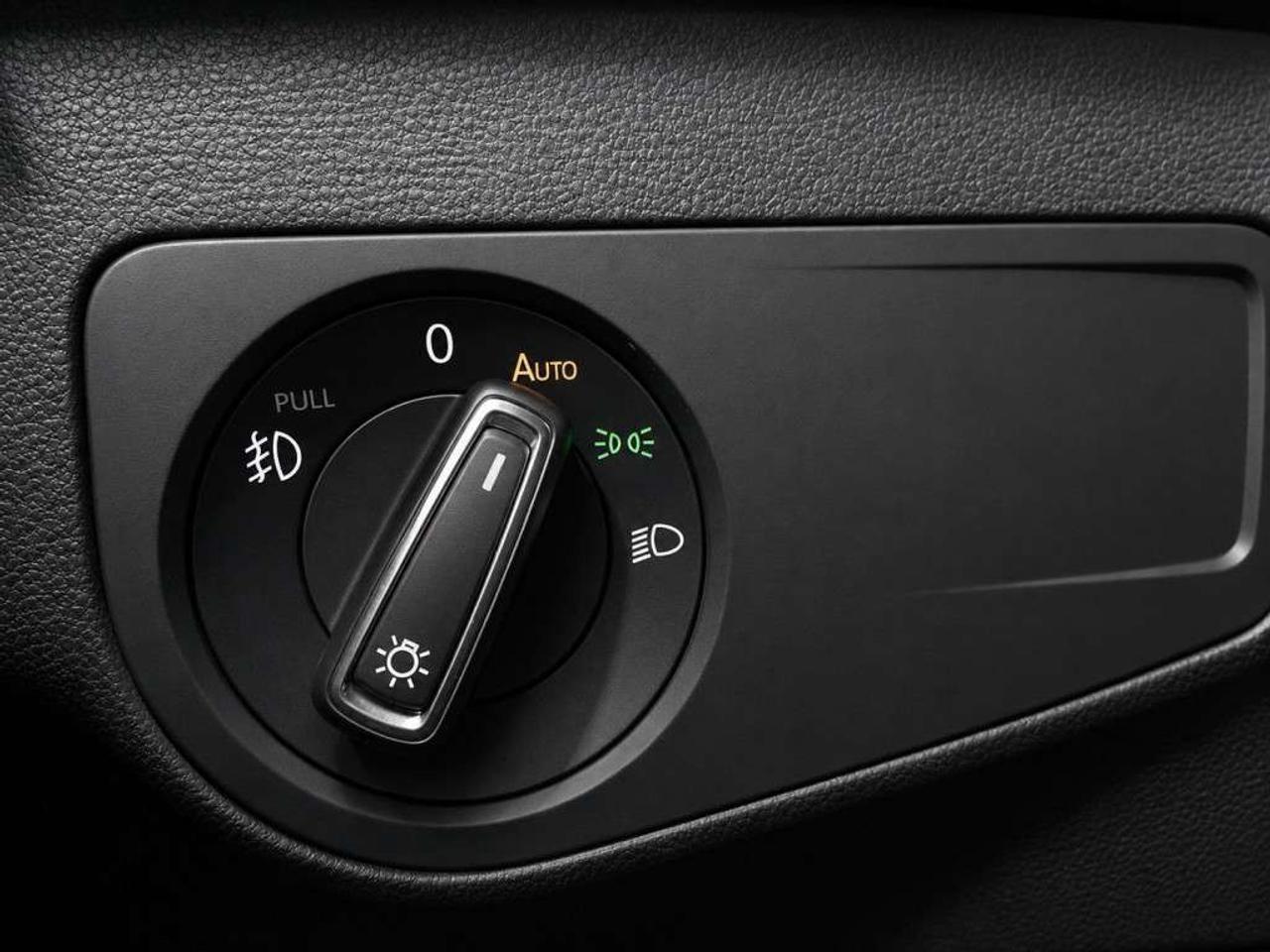 2018 Volkswagen Tiguan Highline 4MOTION/Remote Start/Leather/NAVI/Sunroof/No accidents/ Photo