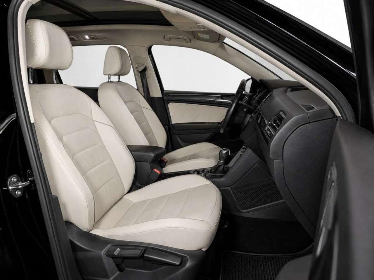 2018 Volkswagen Tiguan Highline 4MOTION/Remote Start/Leather/NAVI/Sunroof/No accidents/ Photo