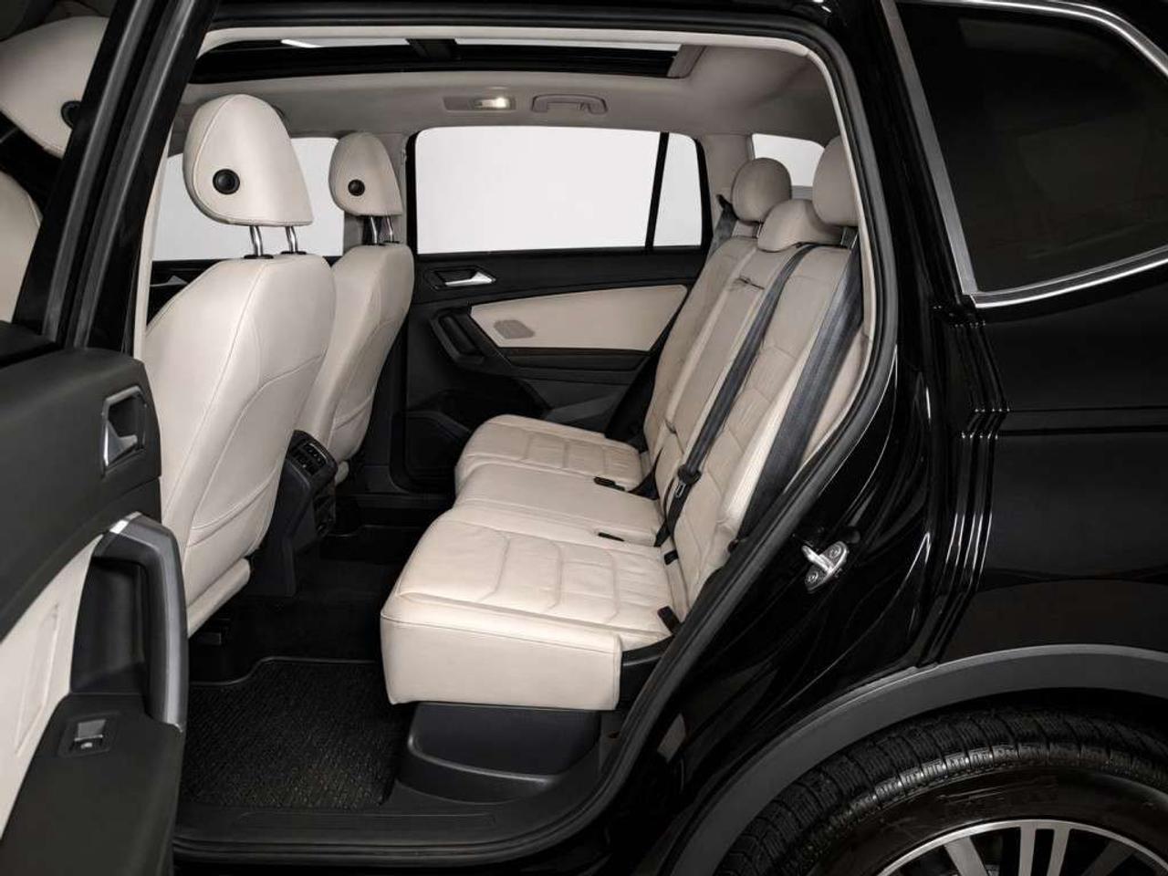 2018 Volkswagen Tiguan Highline 4MOTION/Remote Start/Leather/NAVI/Sunroof/No accidents/ Photo