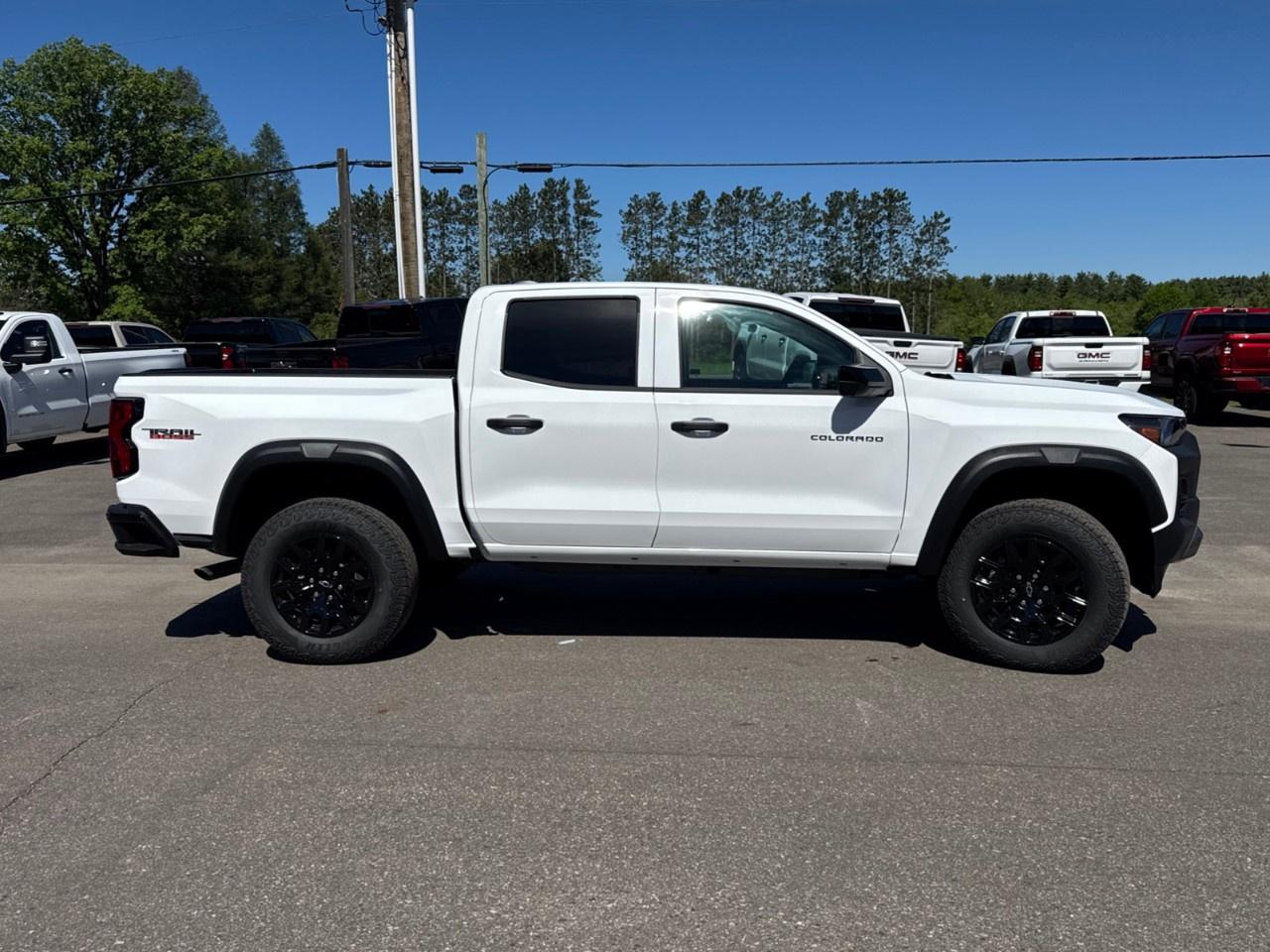 2026 Chevrolet Colorado Crew Cab Short Box 4-Wheel Drive Trail Boss Photo