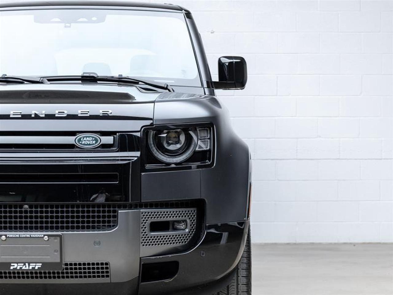 2024 Land Rover Defender  Photo3