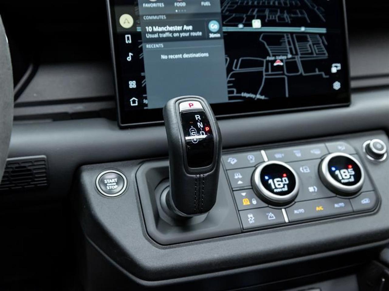 2024 Land Rover Defender  Photo
