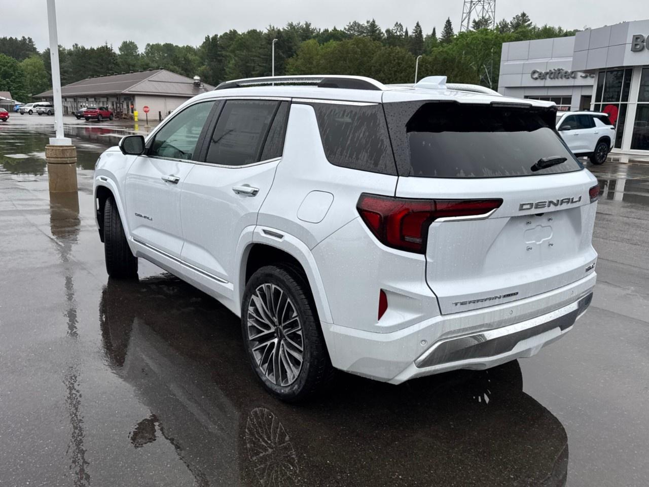 2026 GMC Terrain AWD Denali Photo