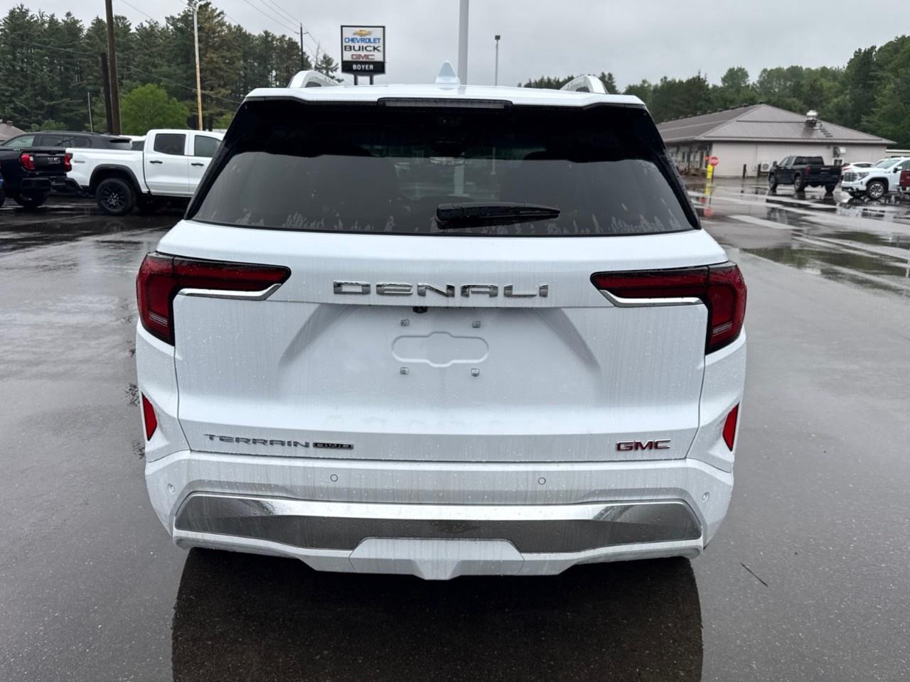 2026 GMC Terrain AWD Denali Photo