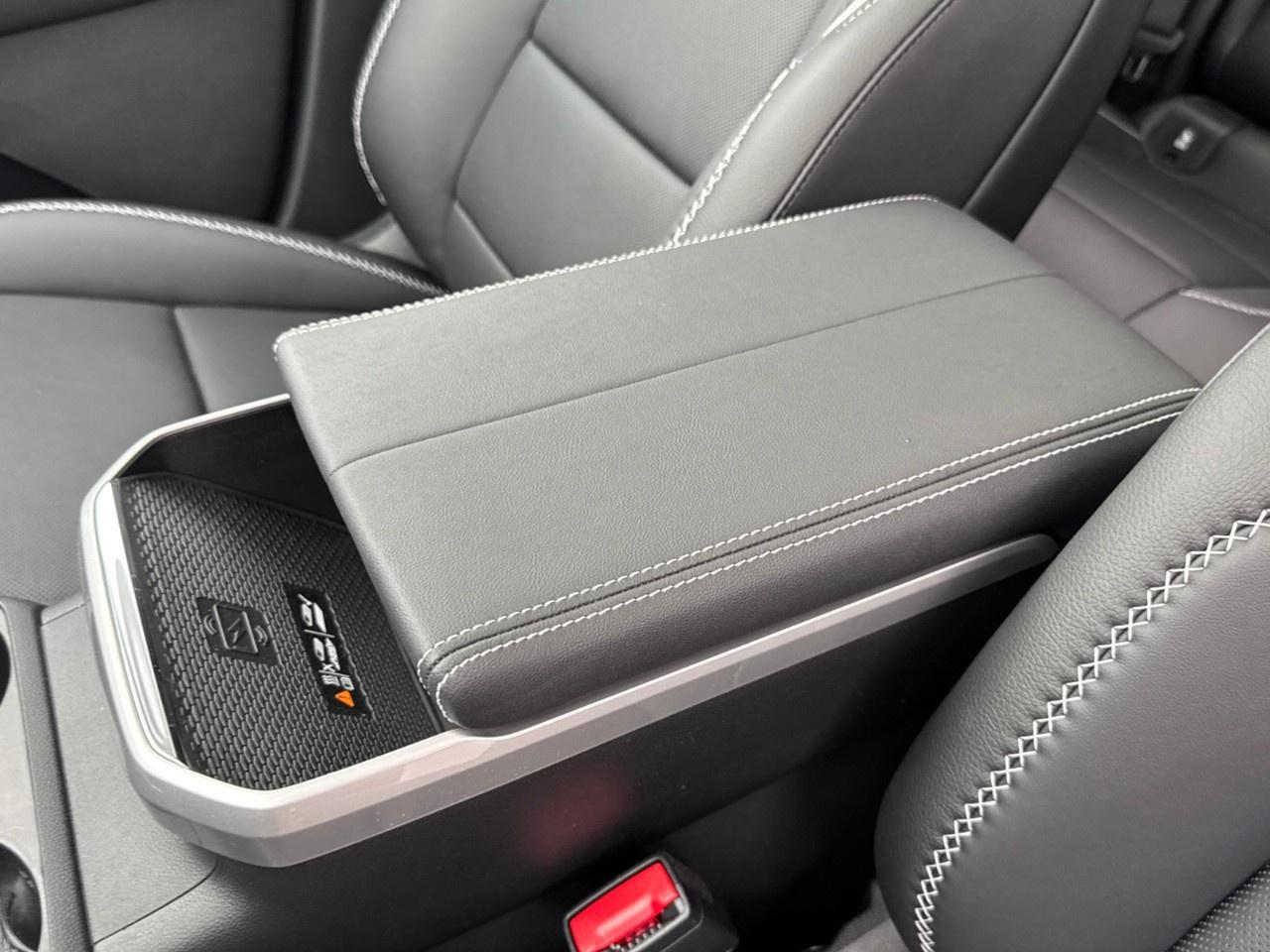 2026 GMC Terrain AWD Denali Photo