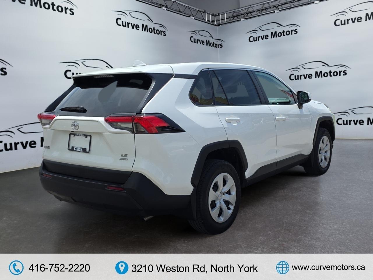 2024 Toyota RAV4 LE AWD *CARPLAY/CAMERA/BLIND/LANE ASSIST/LED LIGHT Photo