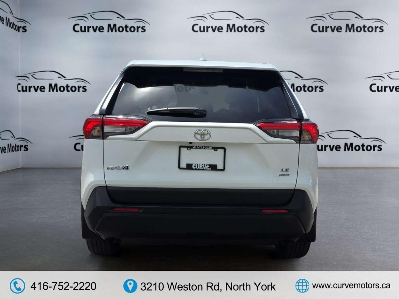 2024 Toyota RAV4 LE AWD *CARPLAY/CAMERA/BLIND/LANE ASSIST/LED LIGHTS/ALLOYS Photo