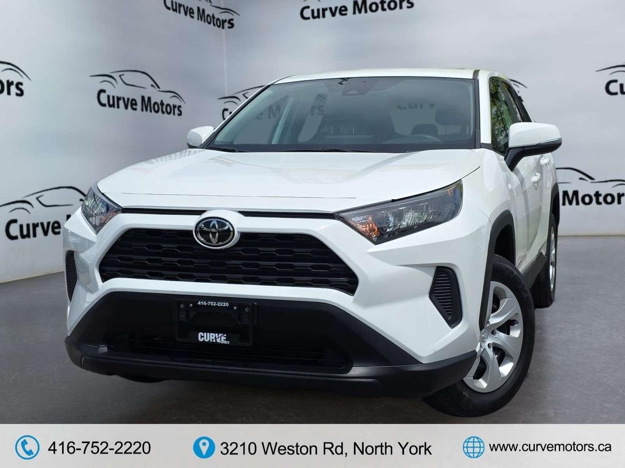 2024 Toyota RAV4 LE AWD *CARPLAY/CAMERA/BLIND/LANE ASSIST/LED LIGHTS/ALLOYS Photo