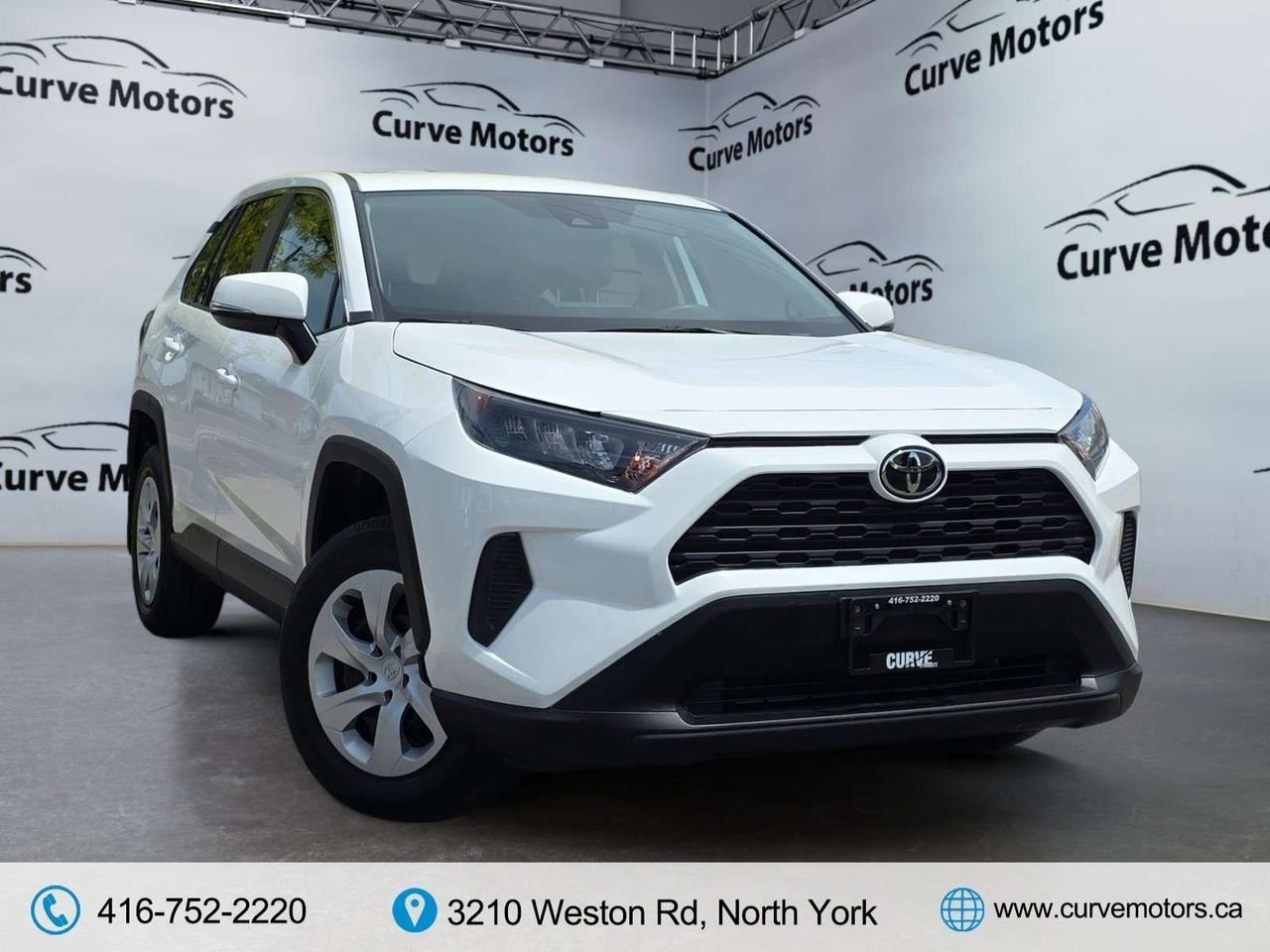 2024 Toyota RAV4 LE AWD *CARPLAY/CAMERA/BLIND/LANE ASSIST/LED LIGHTS/ALLOYS Photo0