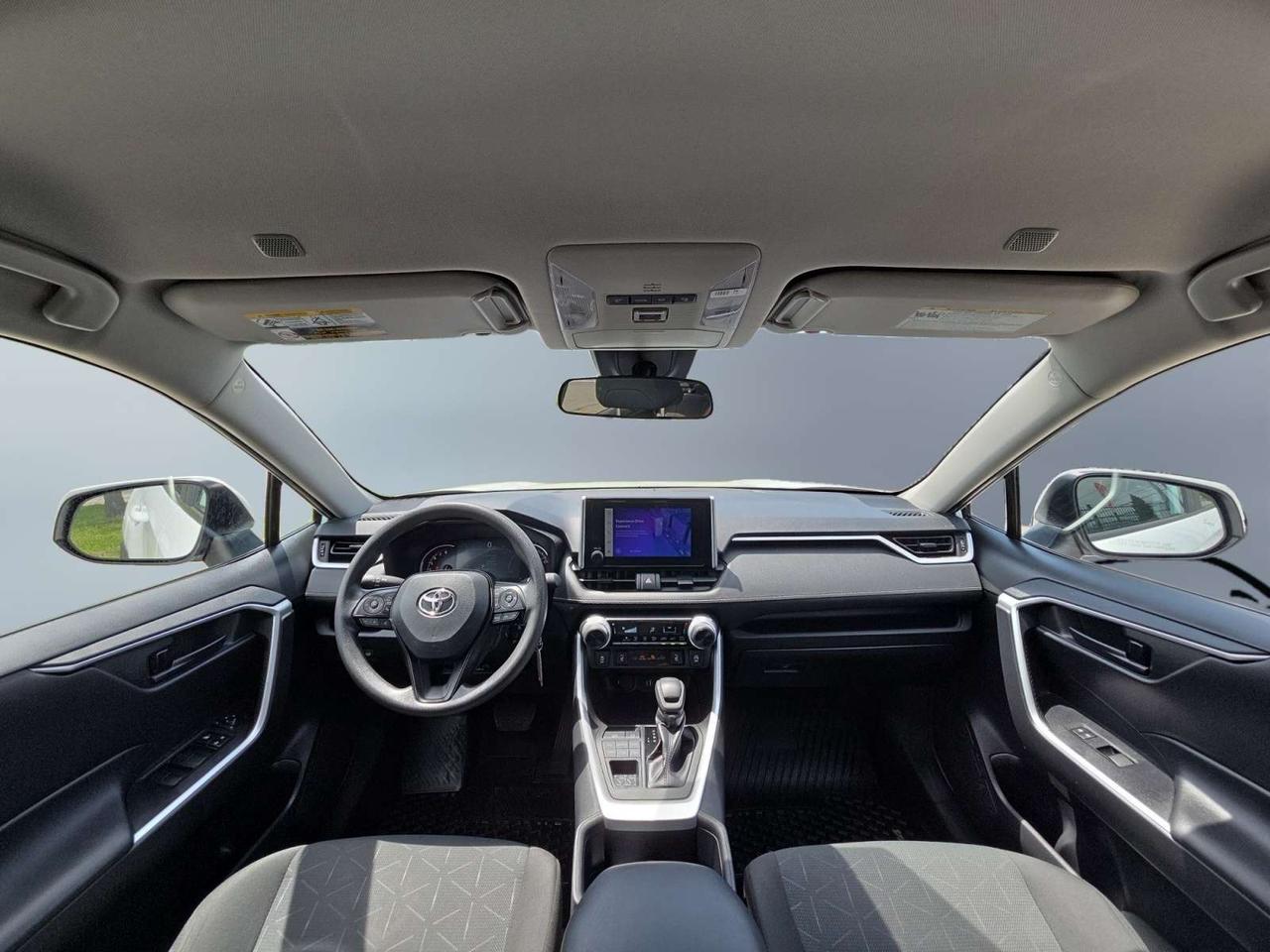 2024 Toyota RAV4 LE AWD *CARPLAY/CAMERA/BLIND/LANE ASSIST/LED LIGHTS/ALLOYS Photo