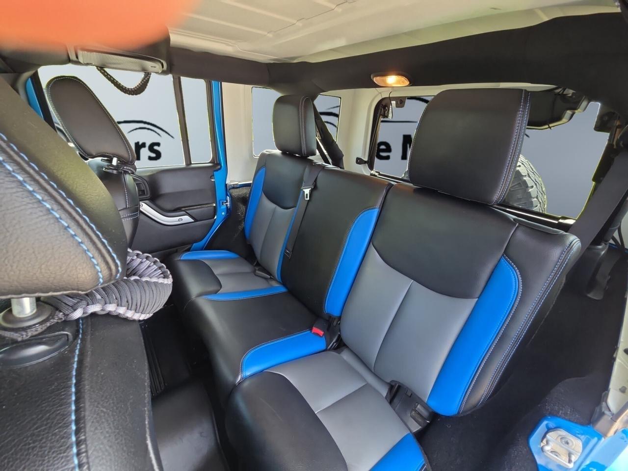 2016 Jeep WRANGLER UNLIMITED 4WD Sahara * NO ACCIDENTS / LOW KM / FULL SERVICE Photo