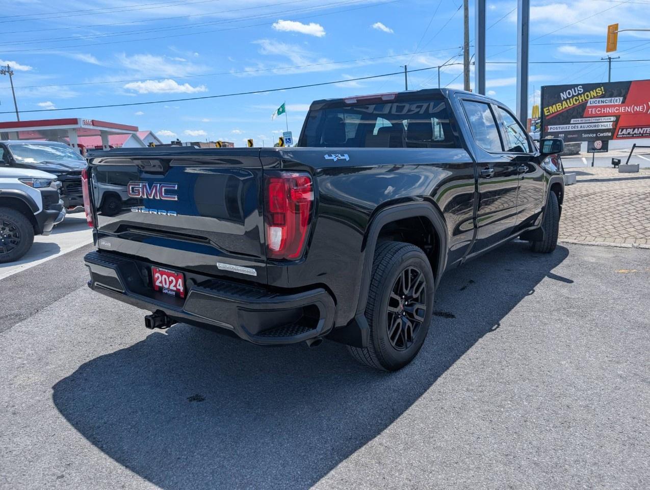 2024 GMC Sierra 1500 Crew Cab Standard Box 4-Wheel Drive Elevation Photo3