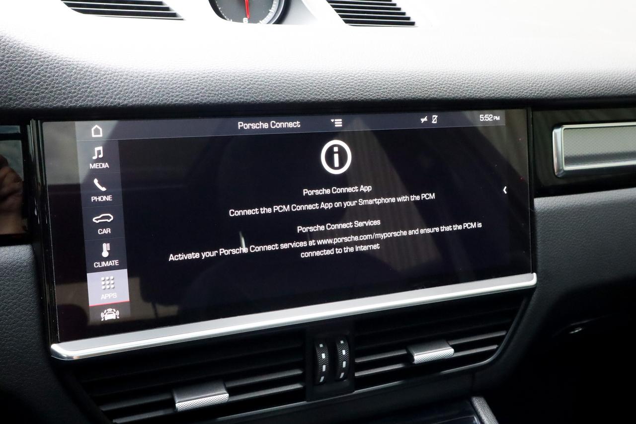 2019 Porsche Cayenne  Photo