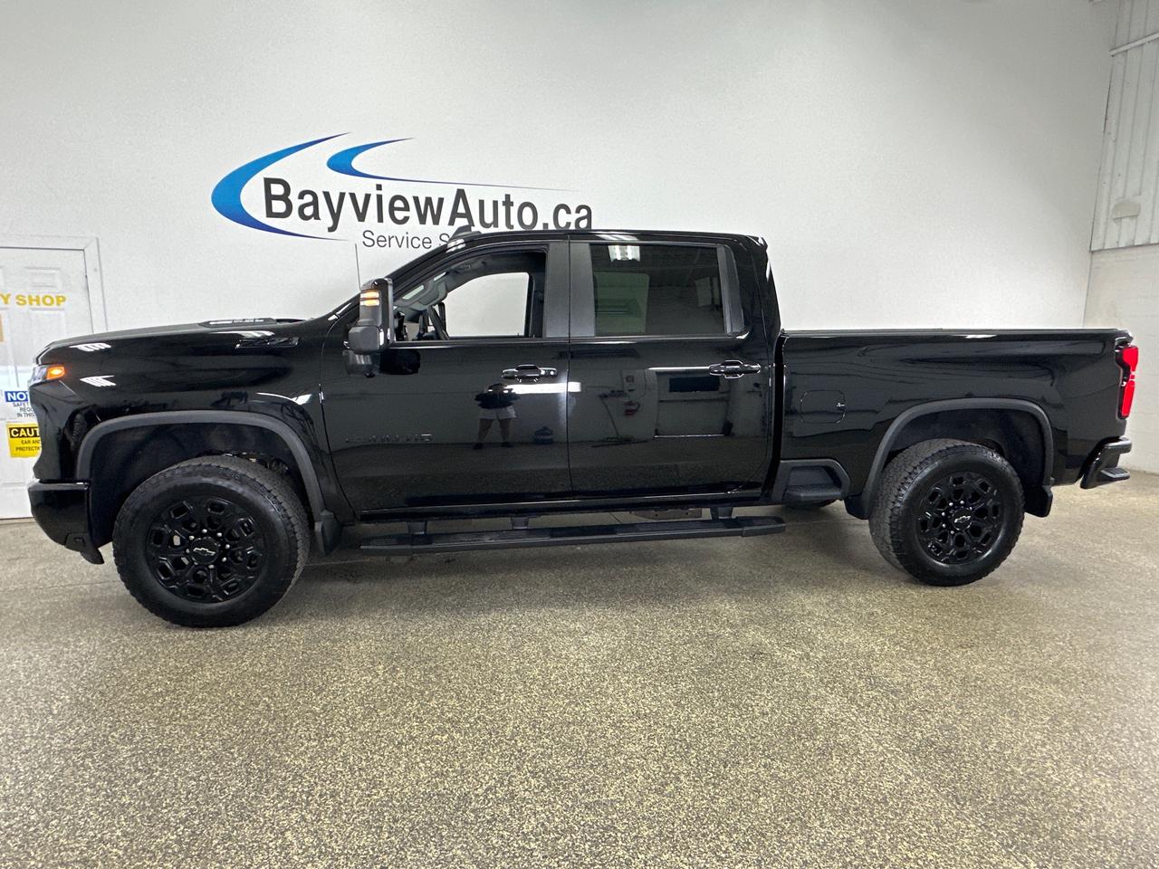 2024 Chevrolet Silverado 2500 LT Photo3