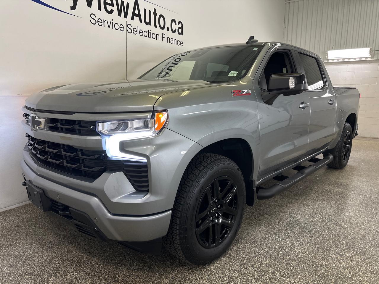 2024 Chevrolet Silverado 1500 RST Photo2