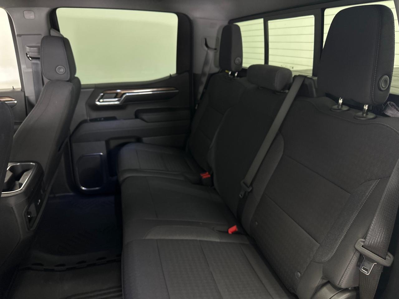 2024 Chevrolet Silverado 1500 RST Photo