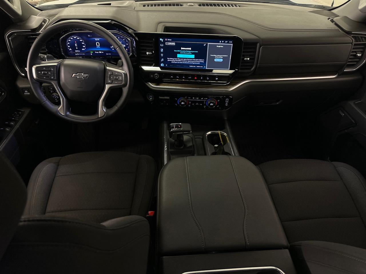 2024 Chevrolet Silverado 1500 RST Photo