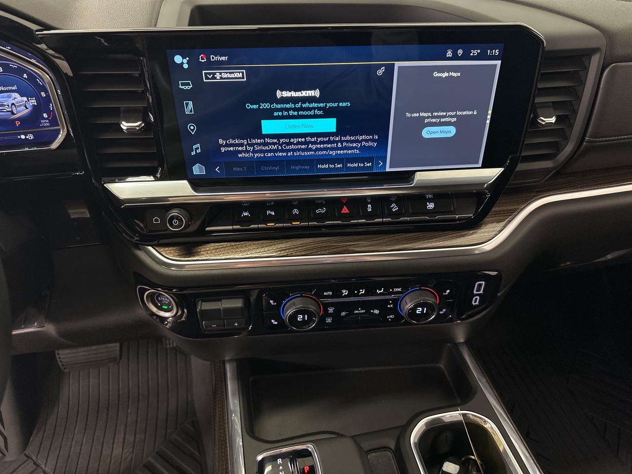 2024 Chevrolet Silverado 1500 RST Photo