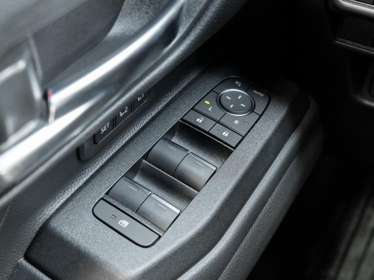 2025 Toyota Land Cruiser  Photo