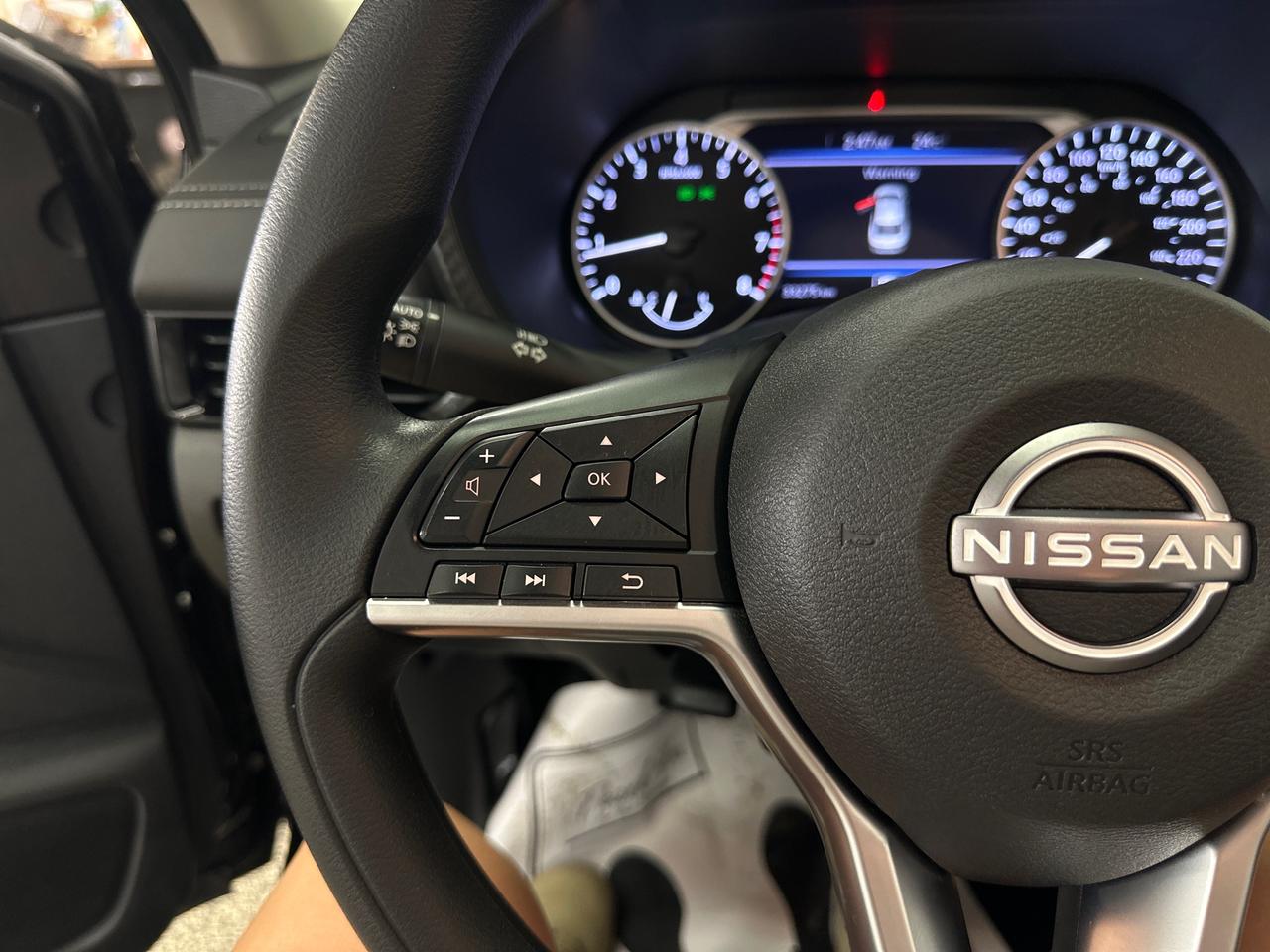 2024 Nissan Sentra SV Photo