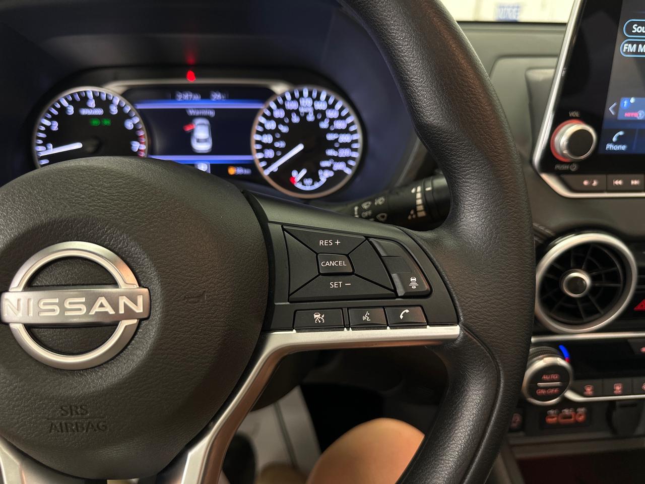 2024 Nissan Sentra SV Photo