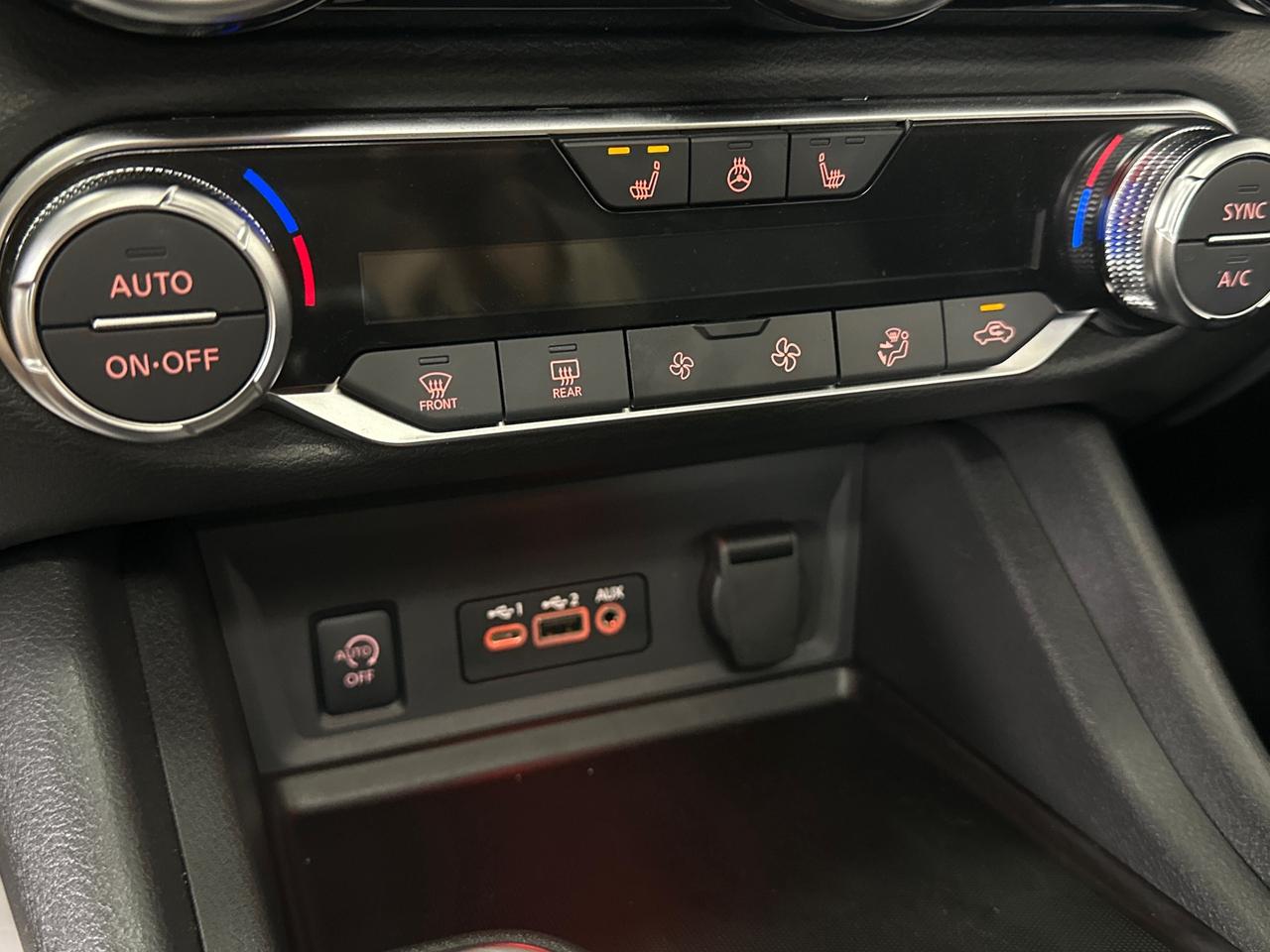 2024 Nissan Sentra SR Photo