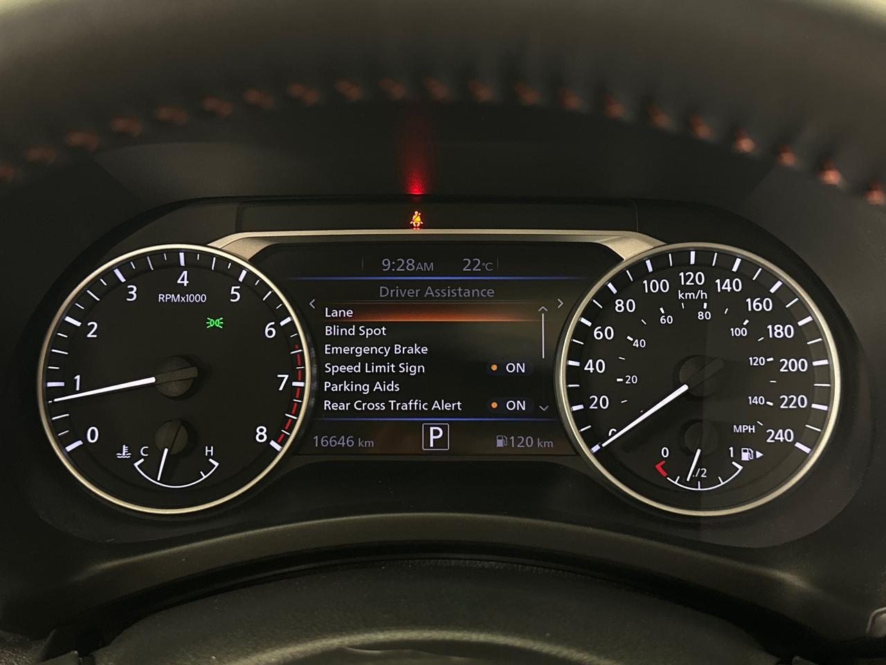 2024 Nissan Sentra SR Photo