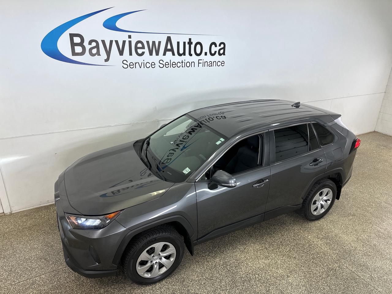 2022 Toyota RAV4 LE Photo
