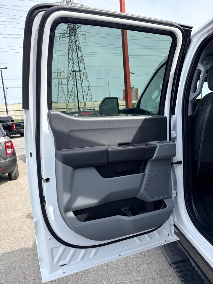 2026 Ford F-550 Chassis  Photo
