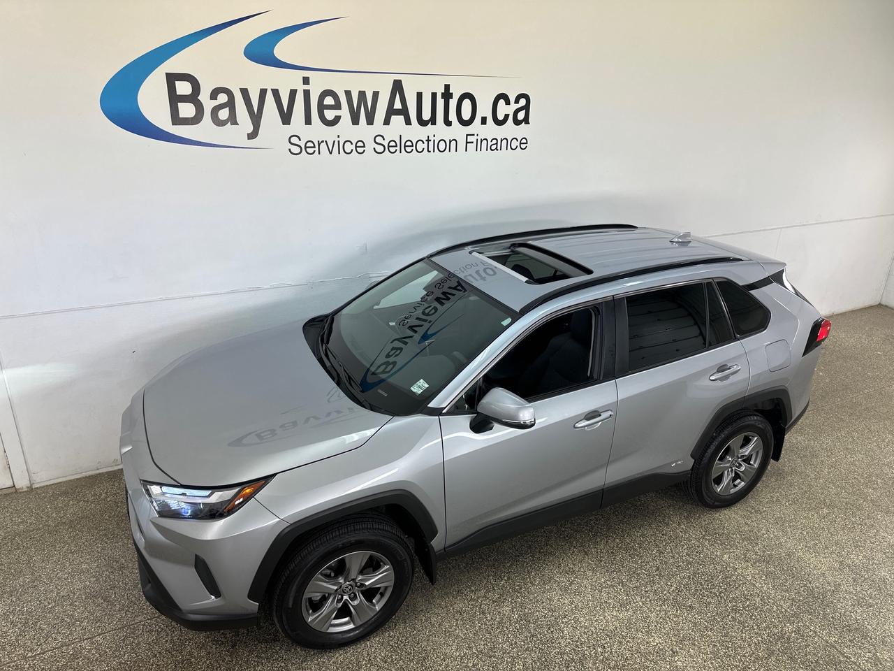 2024 Toyota RAV4 Hybrid XLE Photo