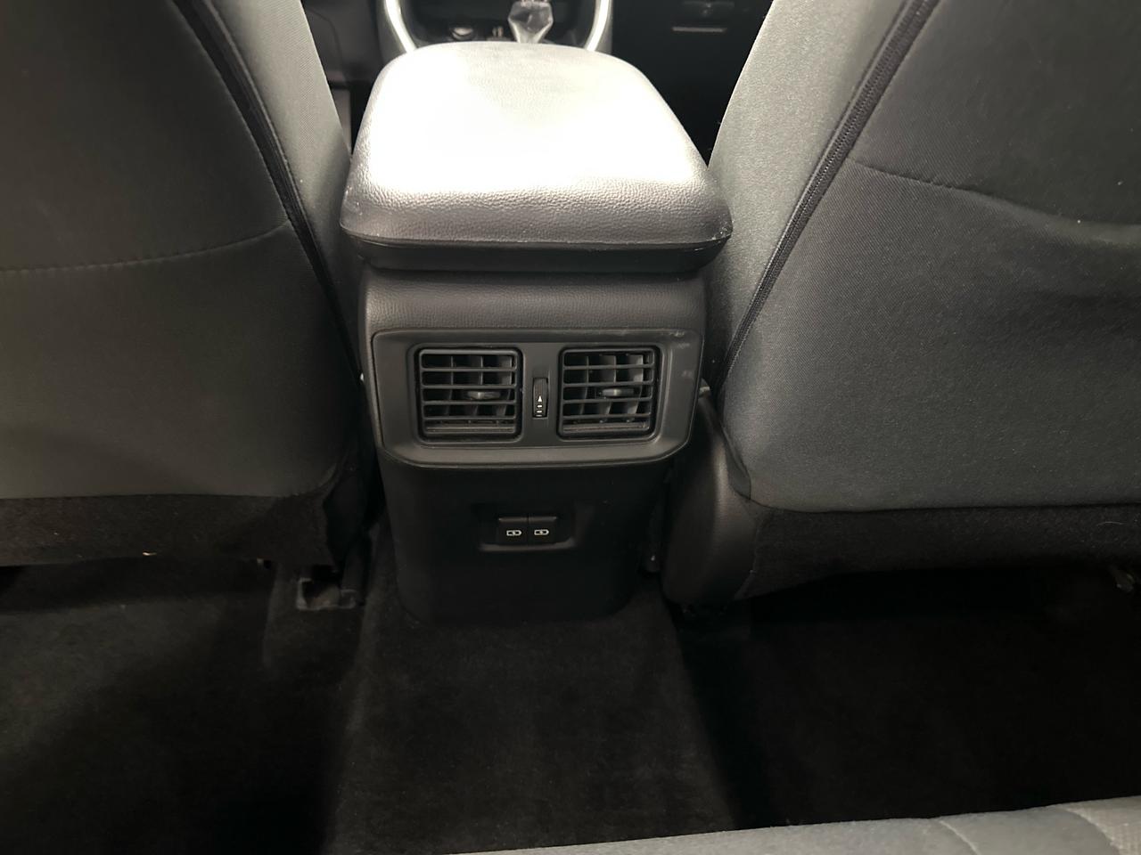 2024 Toyota RAV4 Hybrid XLE Photo