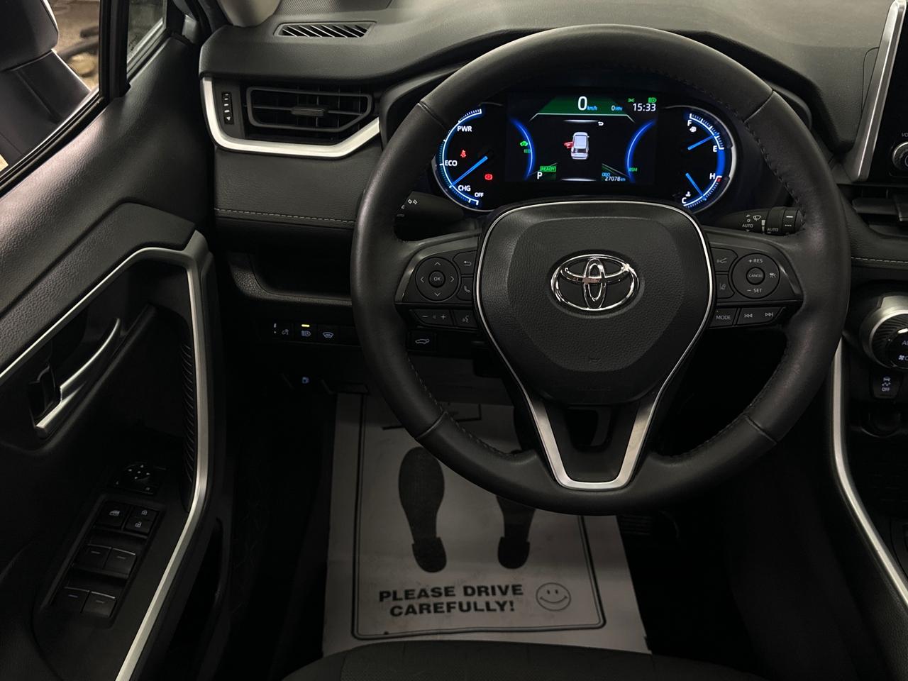 2024 Toyota RAV4 Hybrid XLE Photo