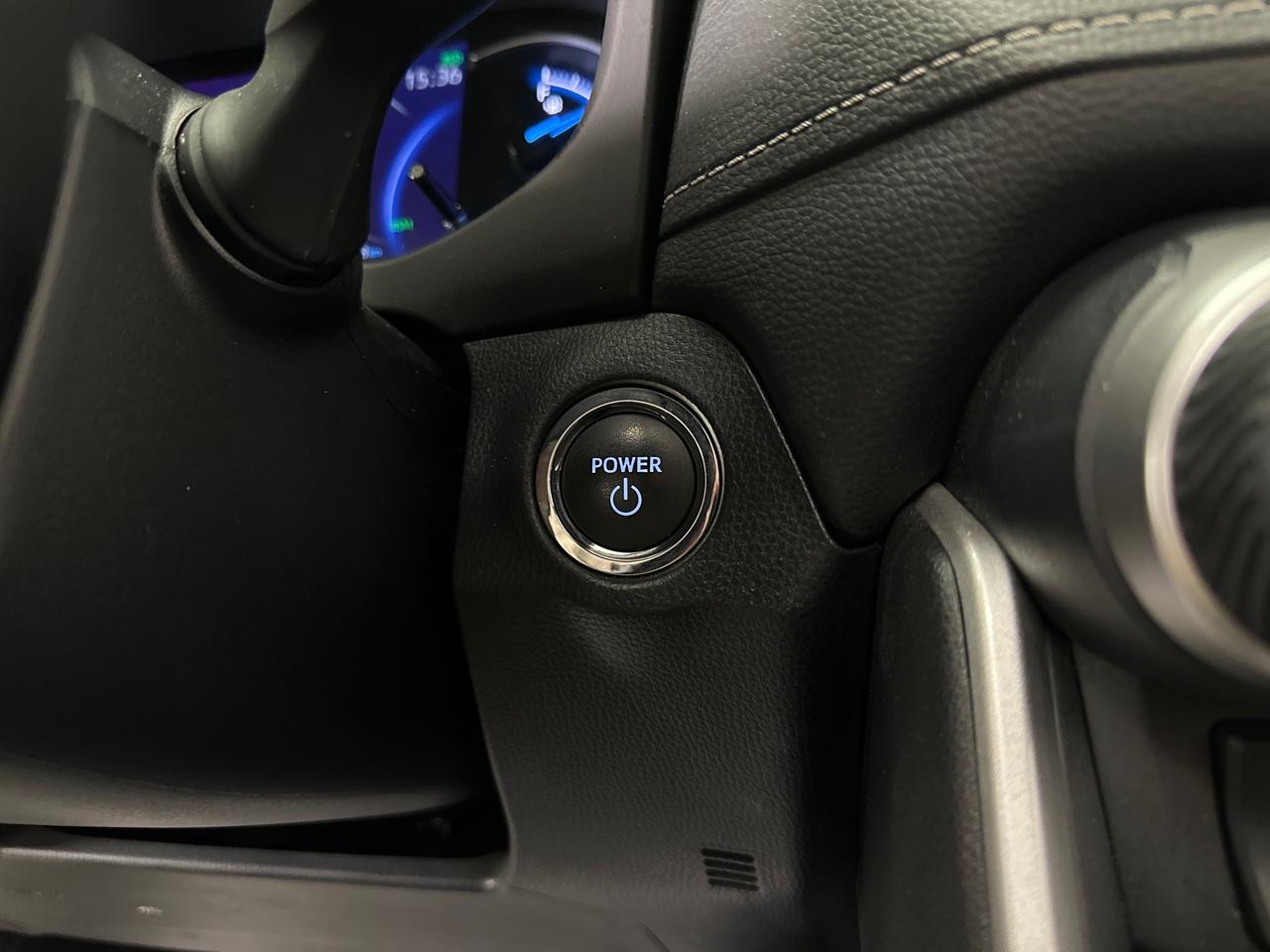 2024 Toyota RAV4 Hybrid XLE Photo