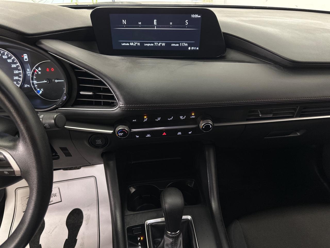 2025 Mazda MAZDA3 GX Photo