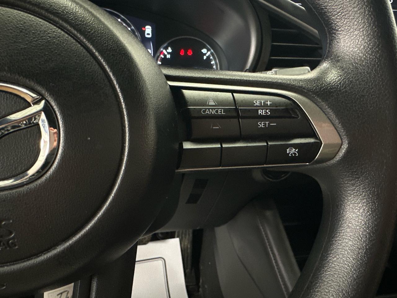 2025 Mazda MAZDA3 GX Photo