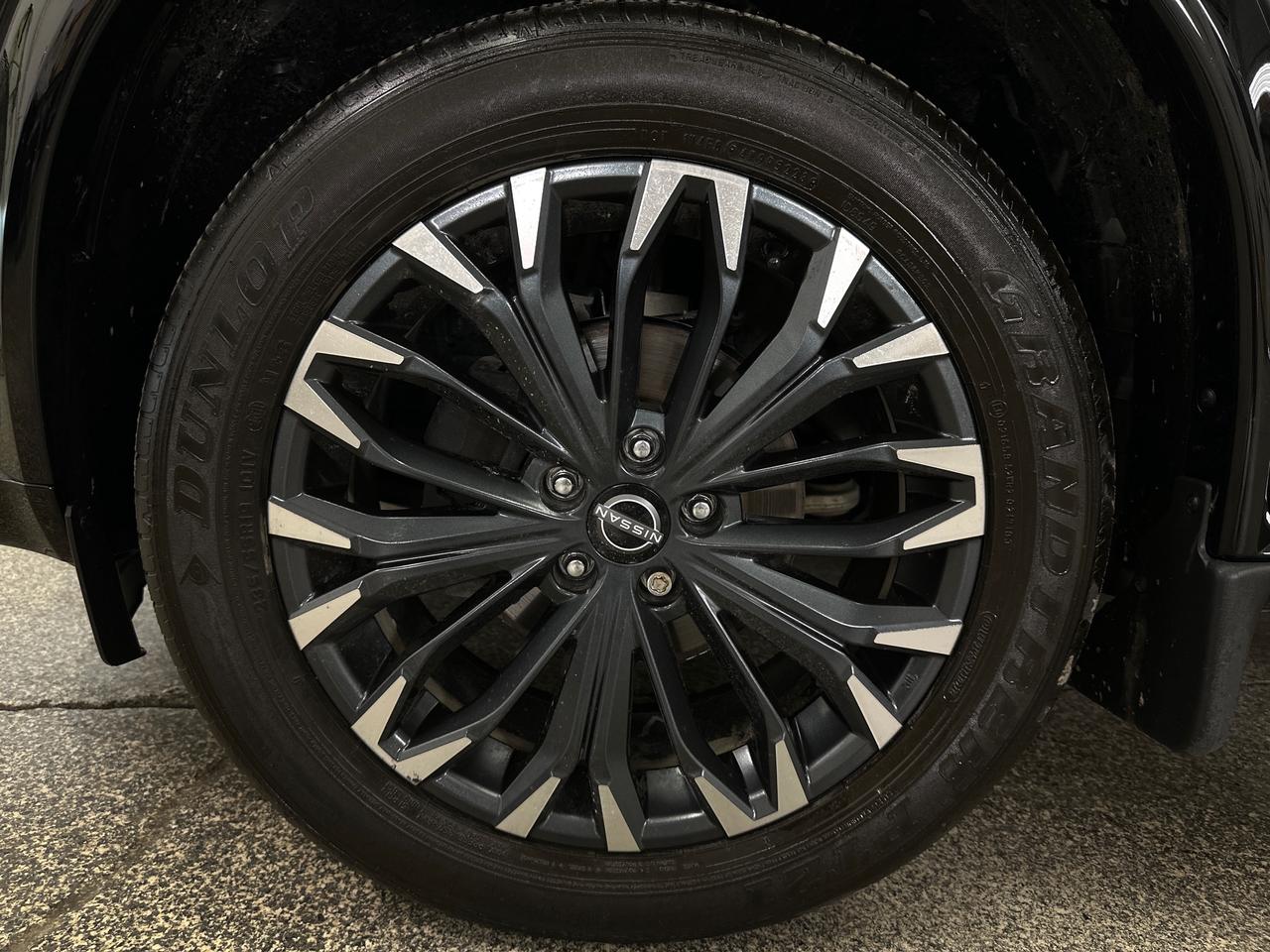 2024 Nissan Rogue Platinum Photo