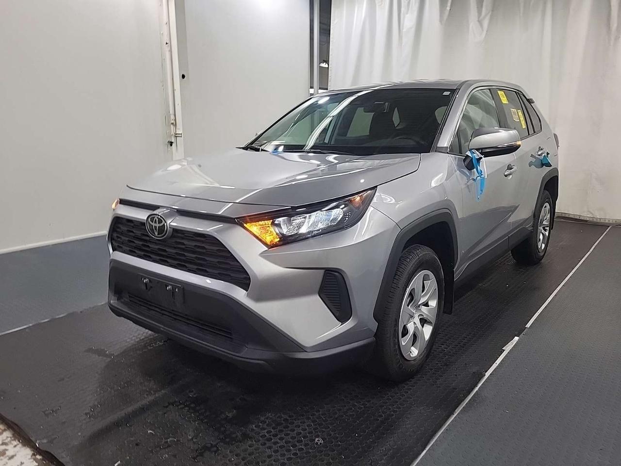 2023 Toyota RAV4 LE 4dr All-wheel Drive Photo