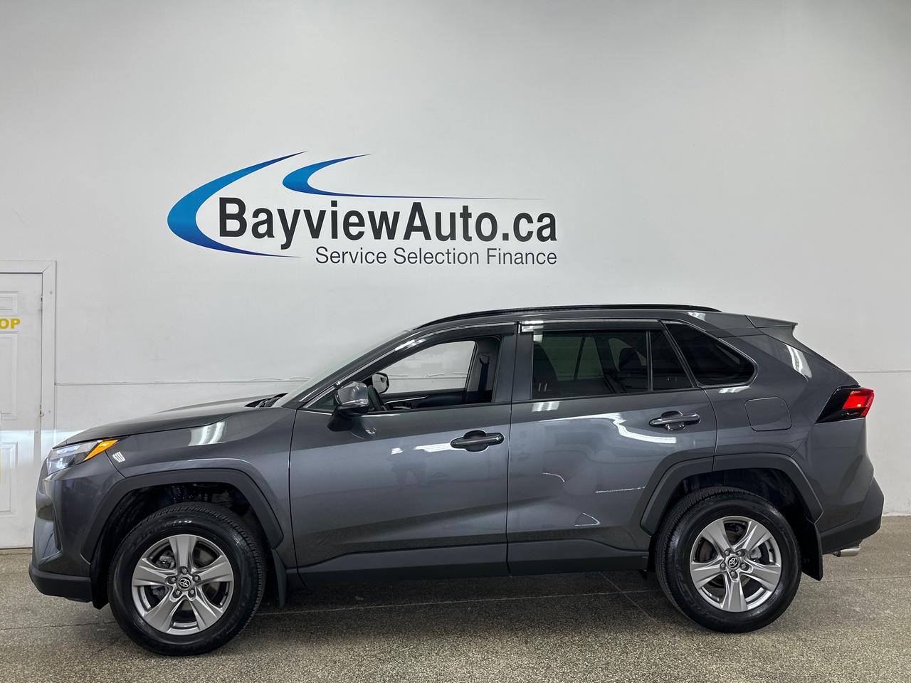 2024 Toyota RAV4 XLE Photo