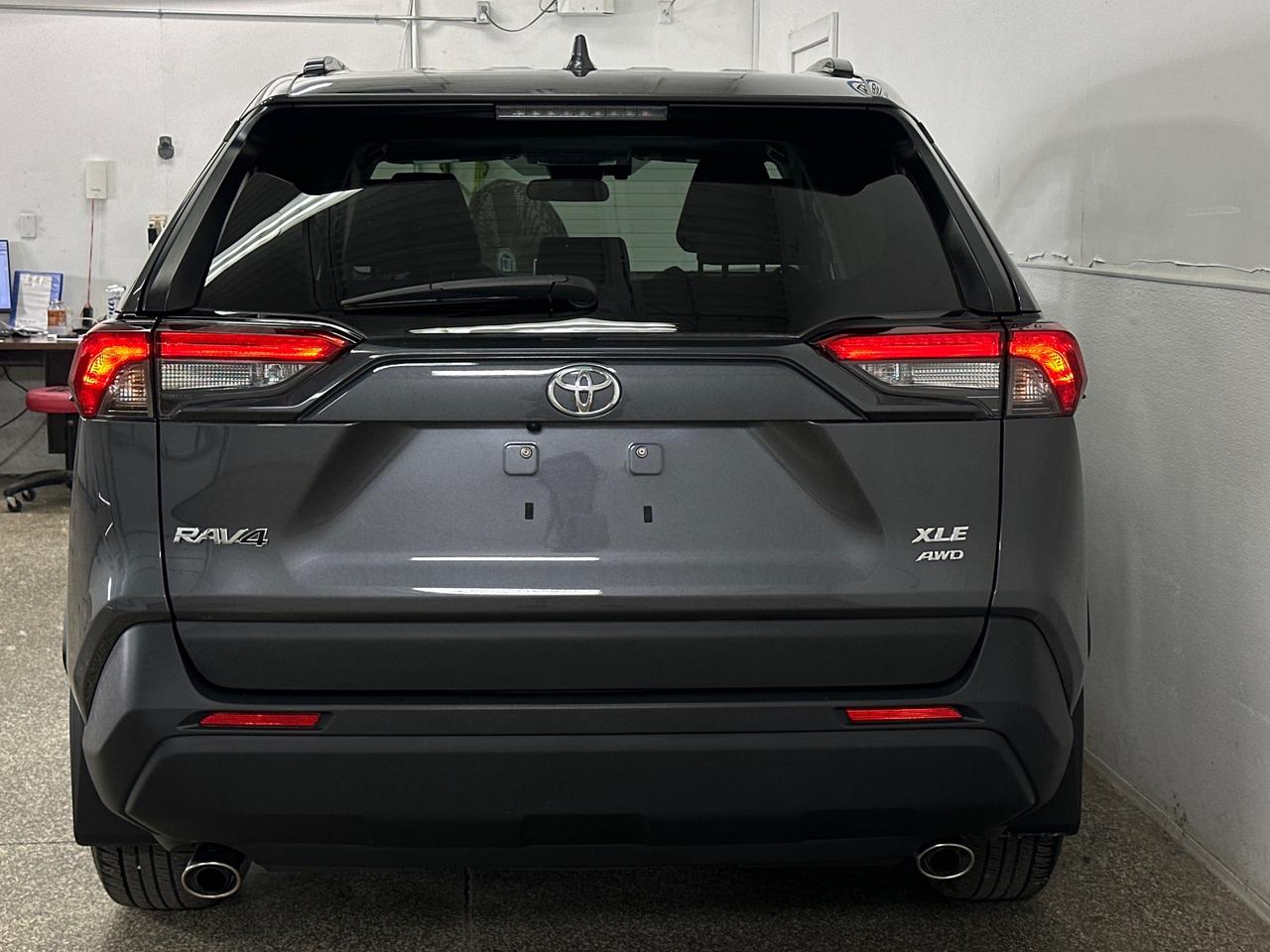 2024 Toyota RAV4 XLE Photo