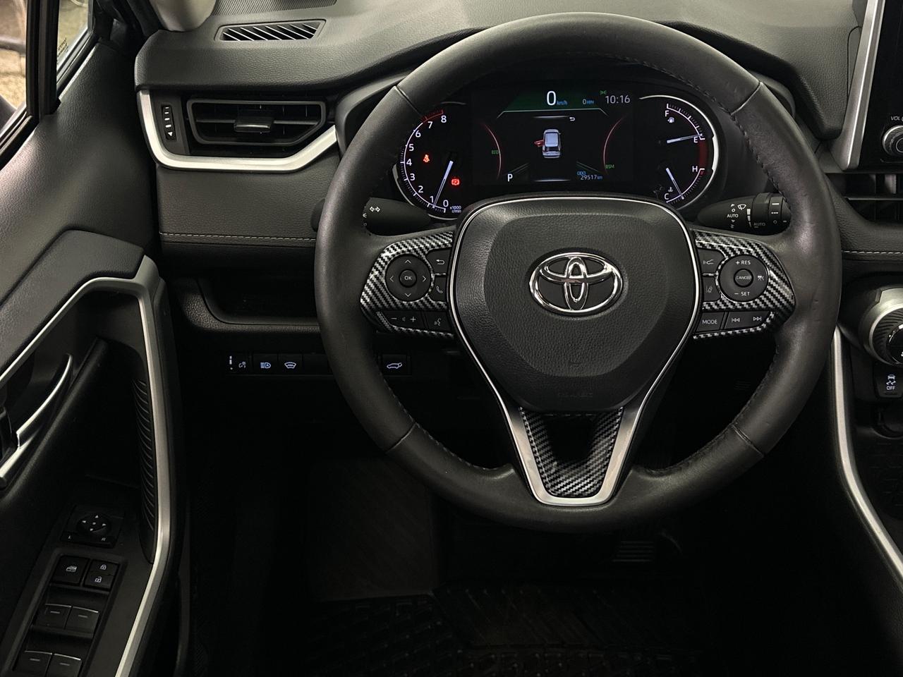 2024 Toyota RAV4 XLE Photo