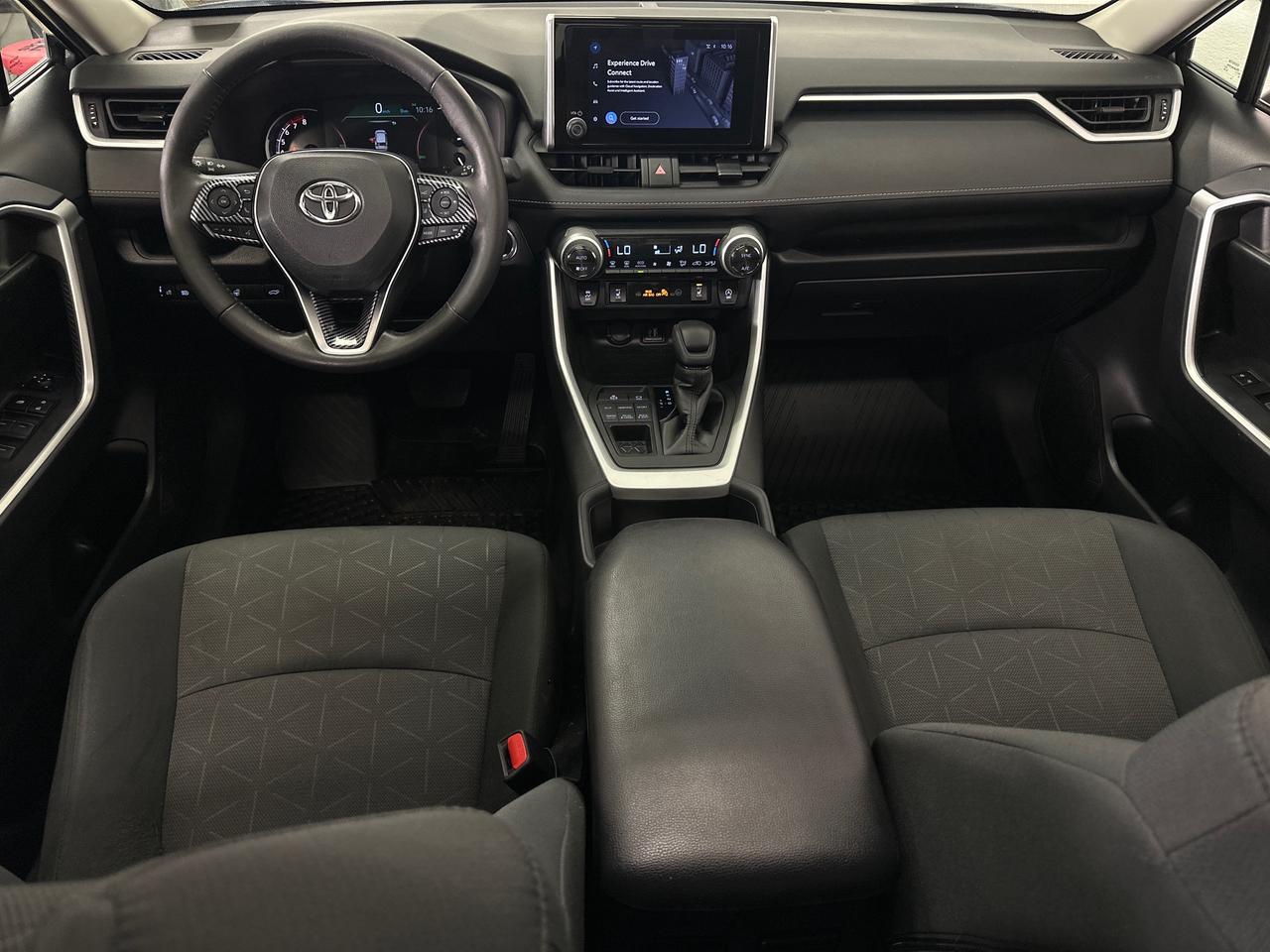 2024 Toyota RAV4 XLE Photo
