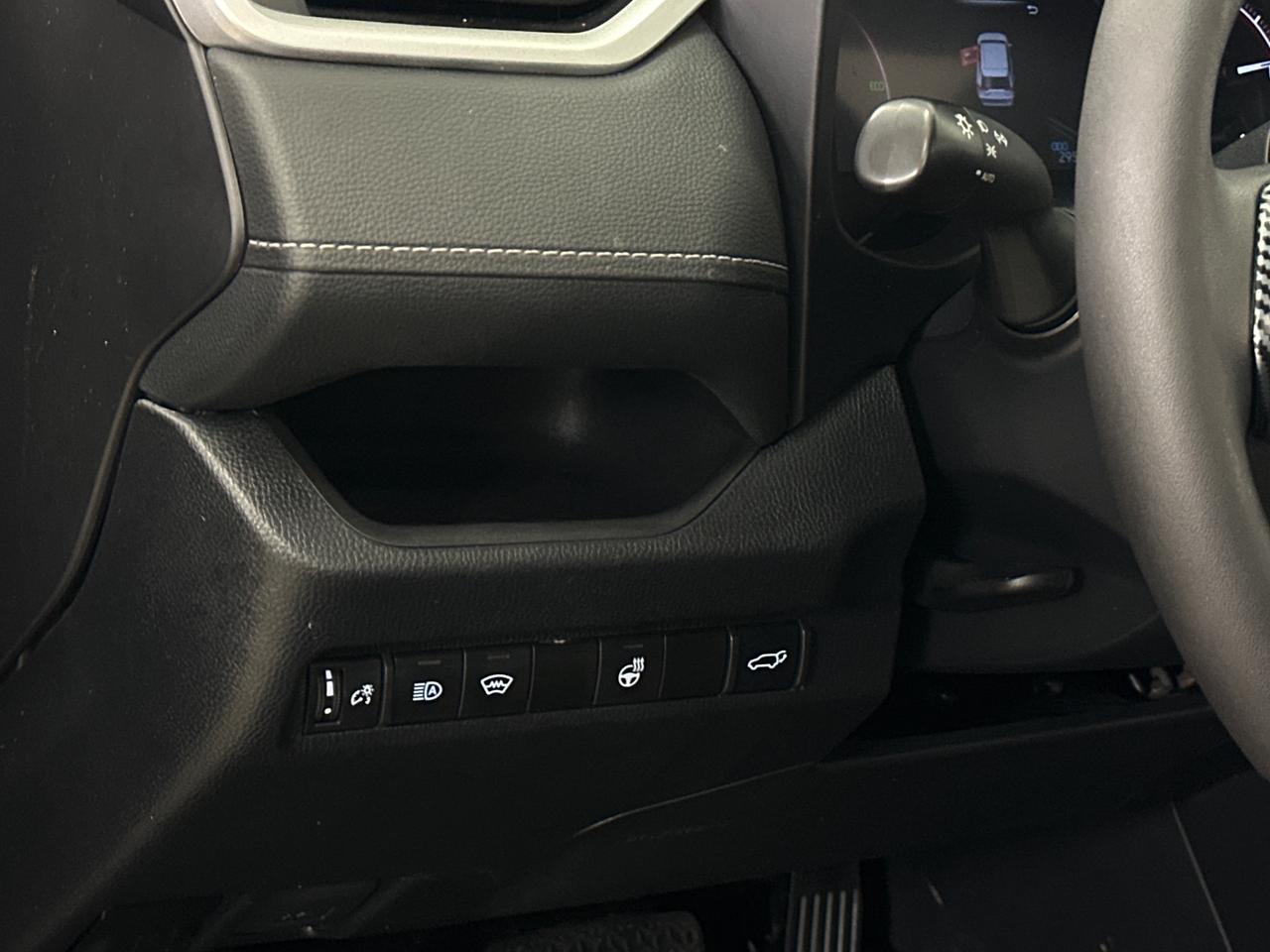 2024 Toyota RAV4 XLE Photo