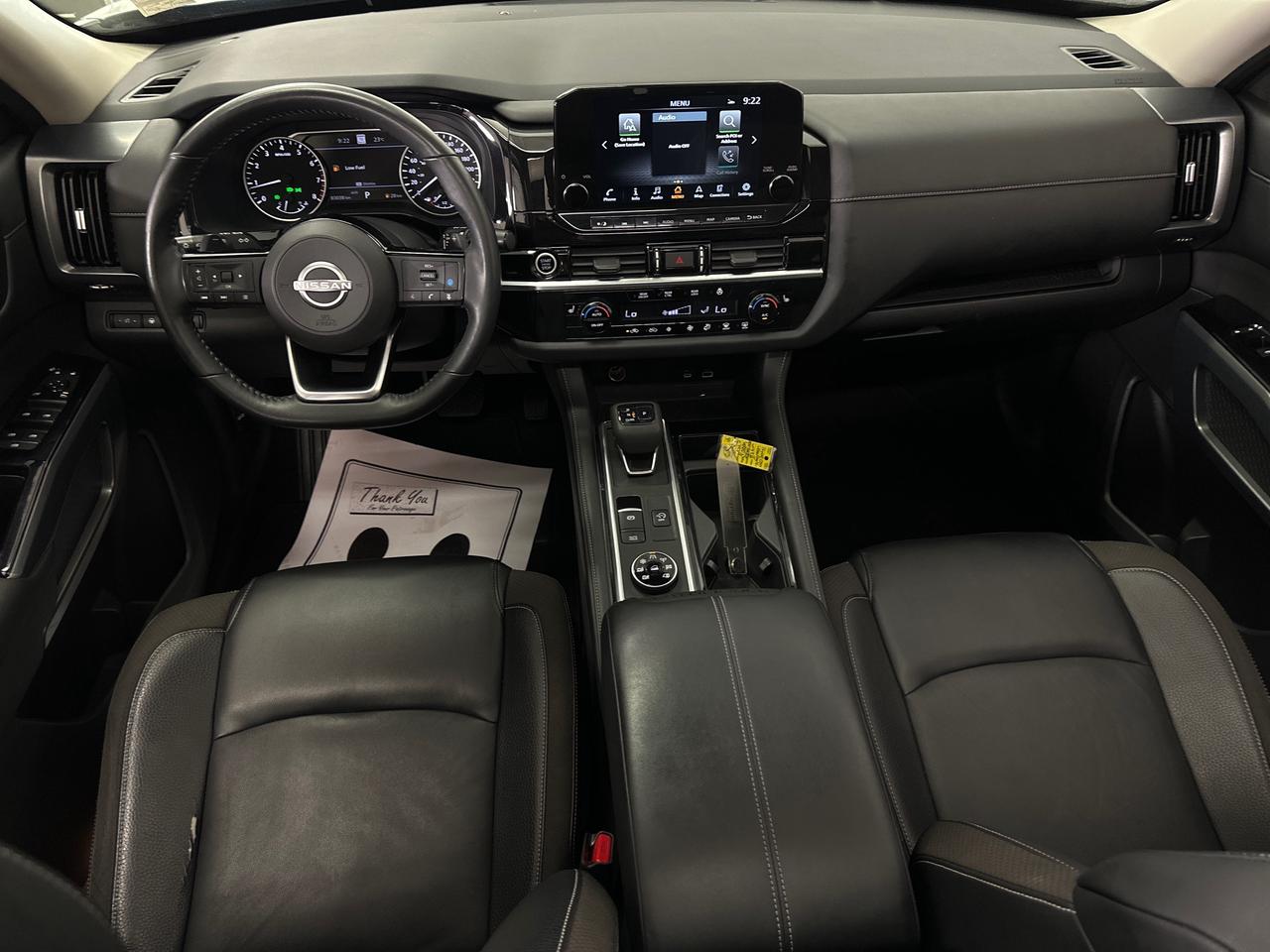 2022 Nissan Pathfinder SL Photo