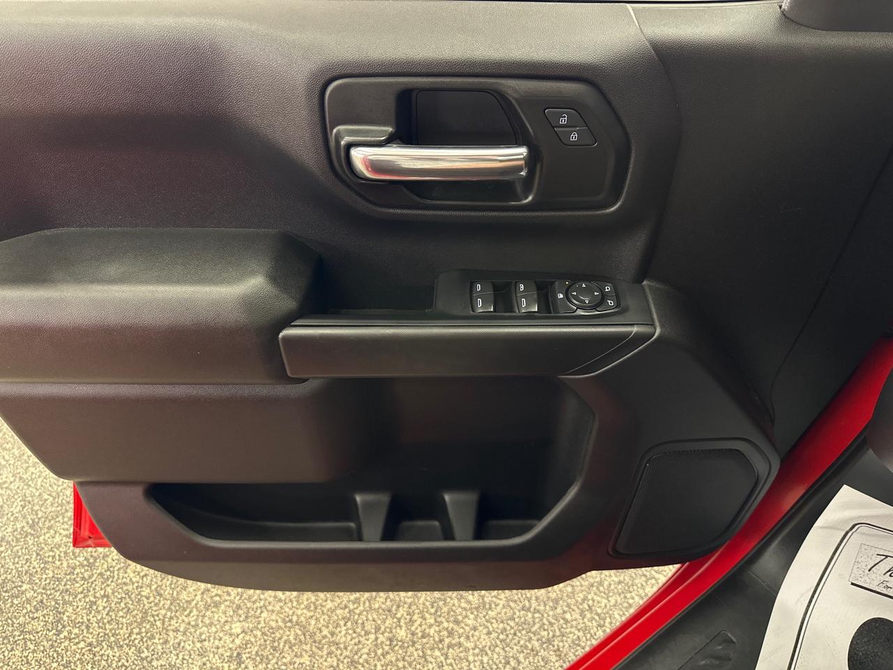 2024 Chevrolet Silverado 1500 Custom Trail Boss Photo