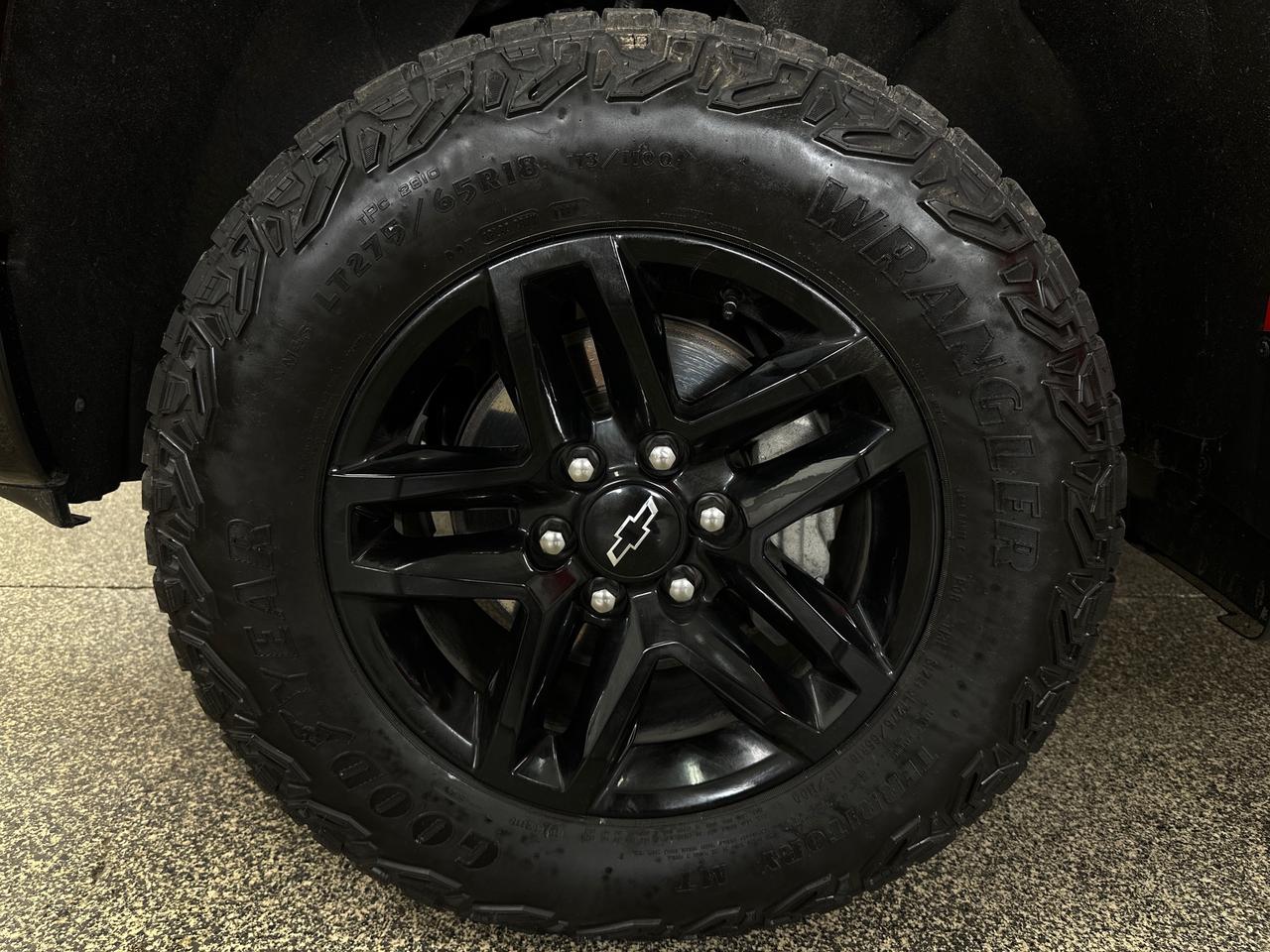 2024 Chevrolet Silverado 1500 Custom Trail Boss Photo
