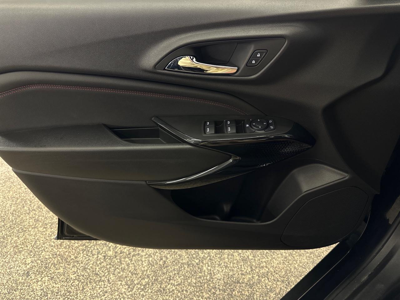 2025 Chevrolet Trax 2RS Photo
